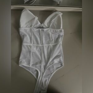 CHEAP White body suit sized small